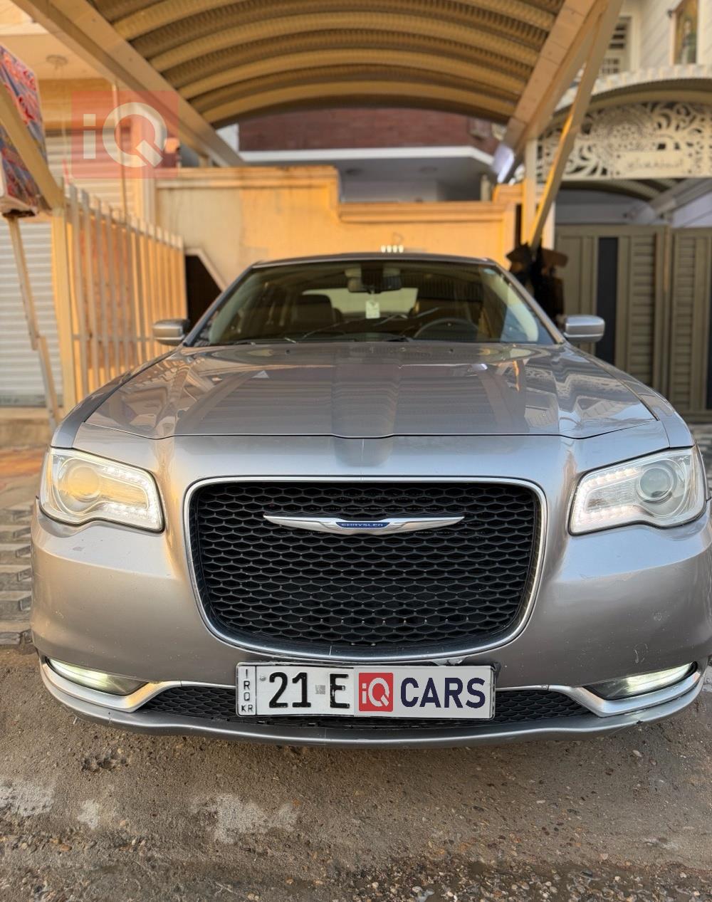 كرايسلر 300